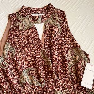 Aura paisley tired long dress